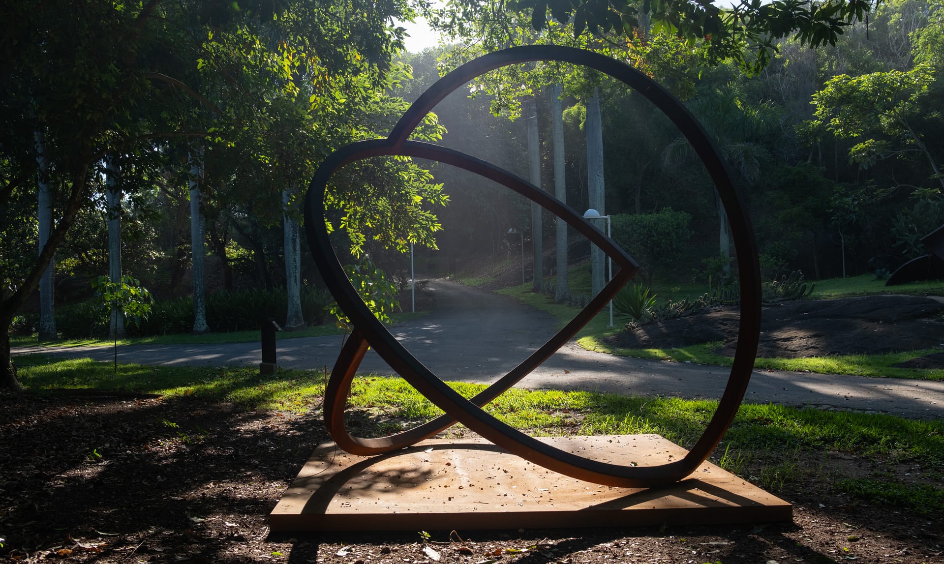 Brisa – Uma Escultura Cinética para Bailar com o Vento